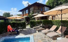 Семеен Хотел Скендерова Къща